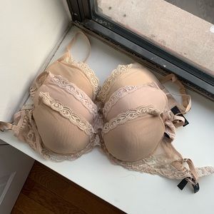Beige Bra Bundle | 32DDD | Natori Feathers Plunge Bra